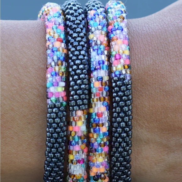 Sashka handmade Red, Blue, and White Beaded Bracelet - Picture 6 of 8